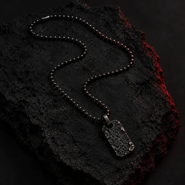 Cinder Ball Chain, studio photo