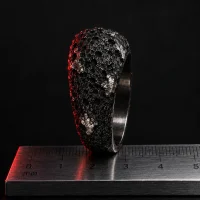 Clinker Dome, vue de profil avec règle pour l'échelle