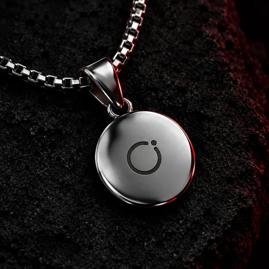 Ripple Box Chain, close-up af den graverede glyf