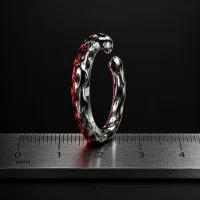 Split Pour, vue de profil avec règle pour l'échelle