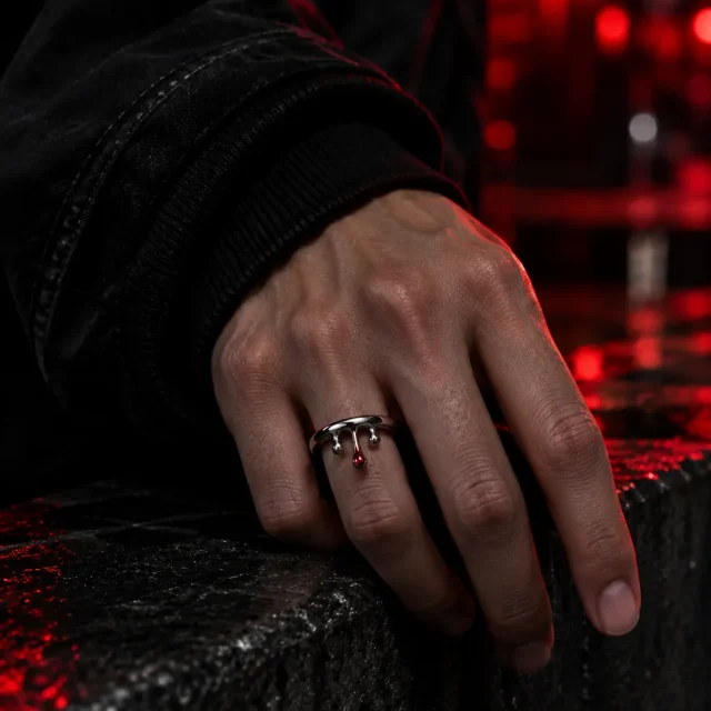 Tear Stacker worn on the index finger